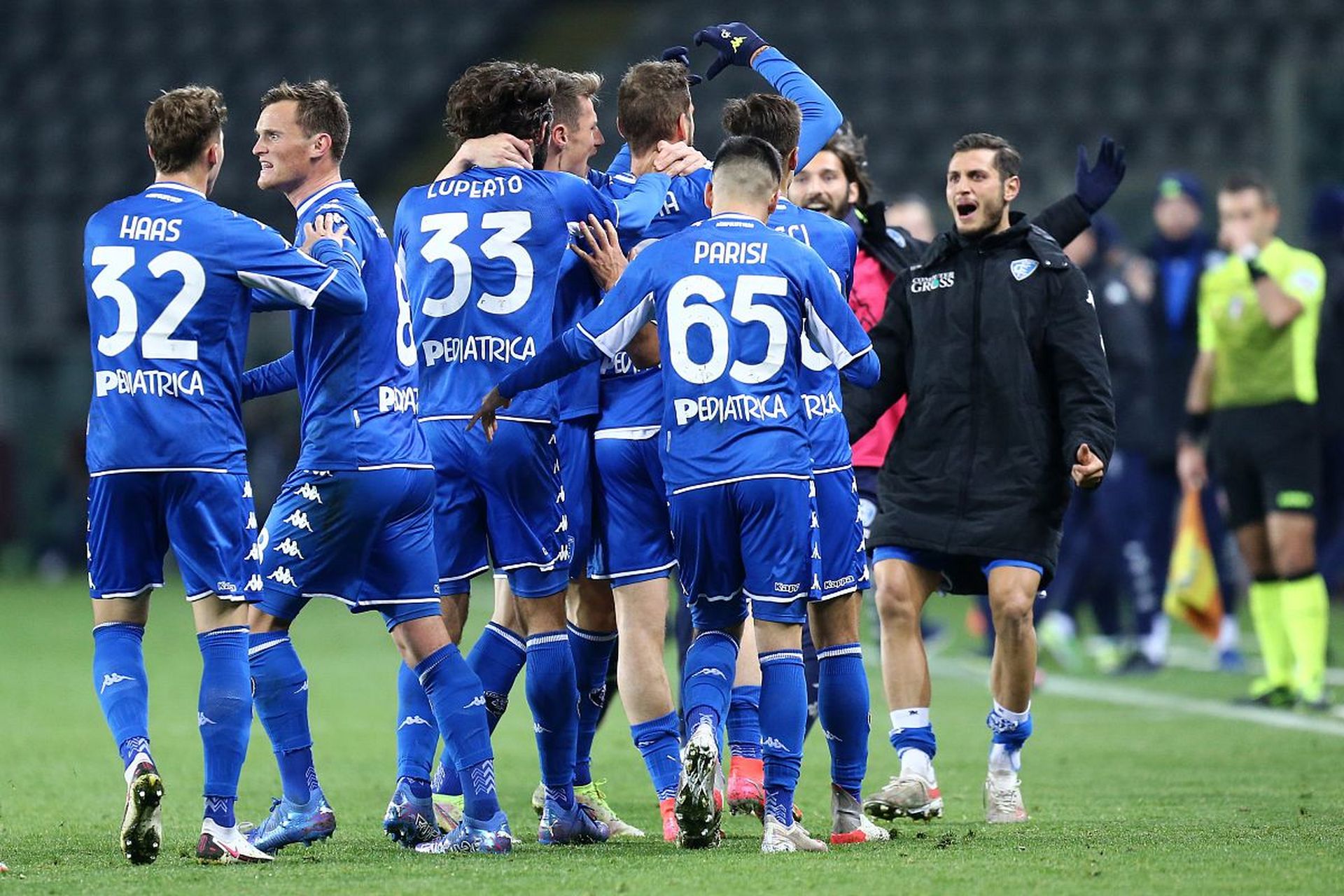 约翰逊力压 约翰逊力压